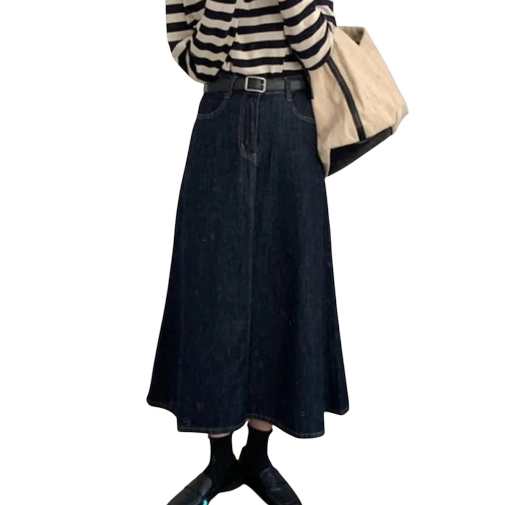 Chic Black A-Line Denim Skirt
